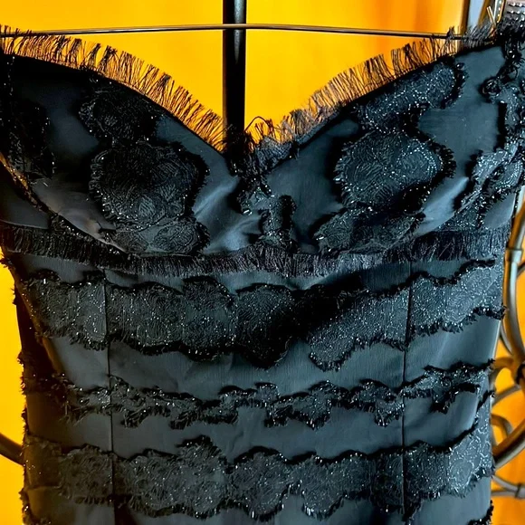 TRINA TURK Sweetheart Bustier - Picture 2 of 10